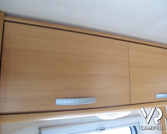 Rimor Katamarano: camper mansardato usato con letti a castello. Vendito da Italia VR a Druento - Torino.