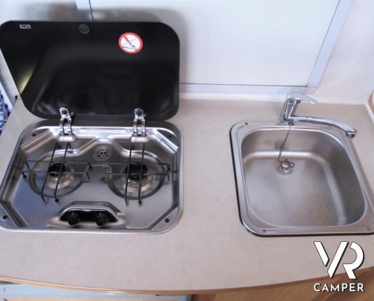 Rimor Katamarano: camper mansardato usato con letti a castello. Vendito da Italia VR a Druento - Torino.