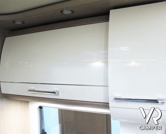 Carthago C-Tourer I 149 - camper integrale 2020 su meccanica Fiat Ducato 160 CV, con telaio Light. Letti gemelli posteriori e letto basculante_