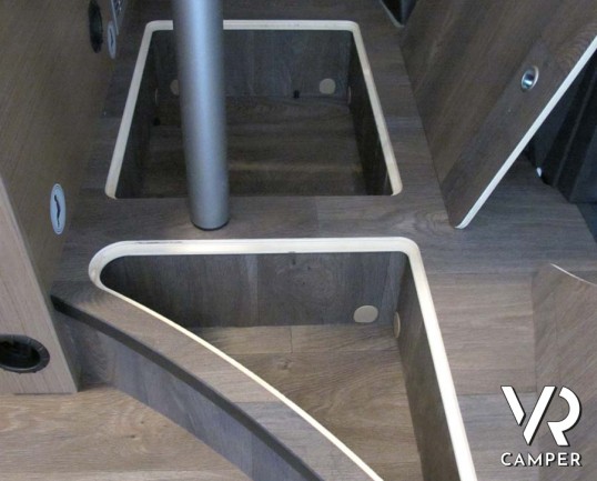 Carado Vlow 600 - camper furgonato, furgone camperizzato, camper 3 posti, furgone nuovo con letto matrimoniale - italiavr