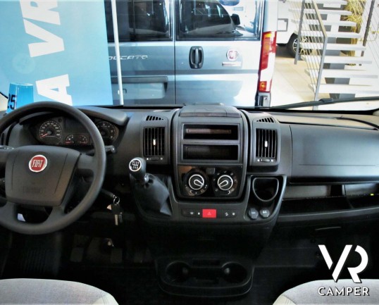 Carado Vlow 600 - camper furgonato, furgone camperizzato, camper 3 posti, furgone nuovo con letto matrimoniale - italiavr