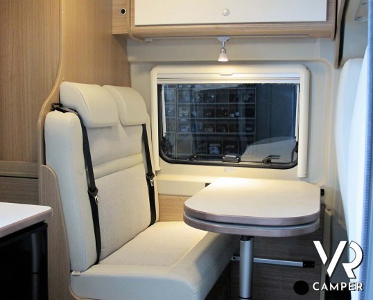 Carado Vlow 600 - camper furgonato, furgone camperizzato, camper 3 posti, furgone nuovo con letto matrimoniale - italiavr