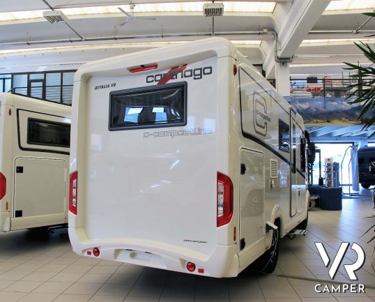 Carthago Compactline 138 - motorhome letto matrimoniale