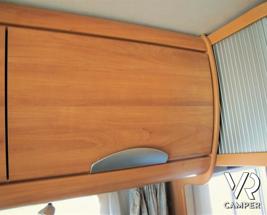 Hymer B 544_motorhome usato 5 posti_ampia dinette_letto basculante_italiavr camper torino