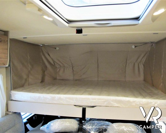 Hymer Exsis-I 580 Pure - motorhome letti gemelli con veranda