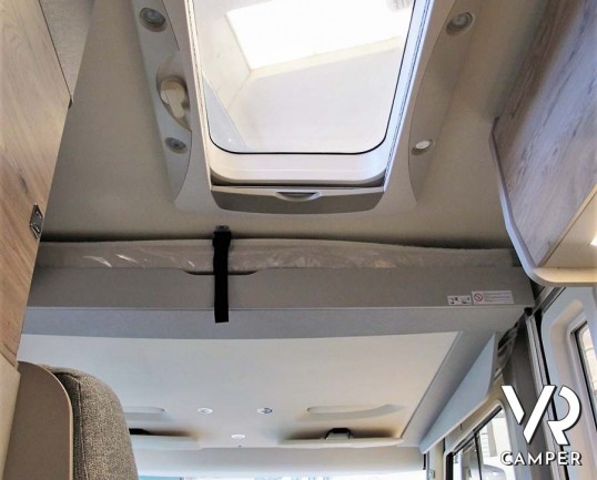 Hymer Exsis-I 580 Pure - motorhome letti gemelli con veranda