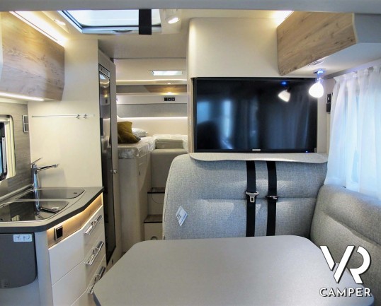 Hymer Exsis-I 580 Pure - motorhome letti gemelli con veranda