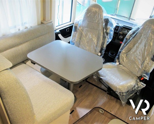 Hymer Exsis-I 580 Pure - motorhome letti gemelli con veranda