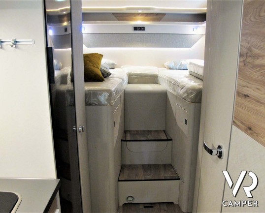 Hymer Exsis-I 580 Pure - motorhome letti gemelli con veranda