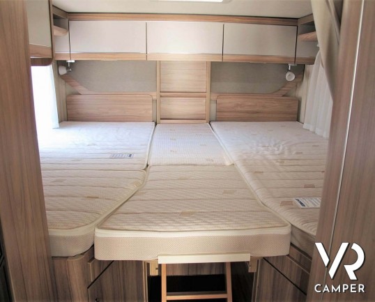 Hymer Exsis I 588: camper integrale motorhome con portamoto, dotato di veranda, antenna satellitare, climatizzatore, cerchi in lega. In vendita da Ita