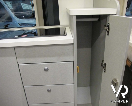 Hymer Free 540 - furgonato con letto matrimoniale e letto sul tetto