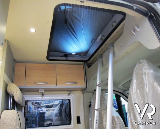 Hymer Free 540 - furgonato con letto matrimoniale e letto sul tetto