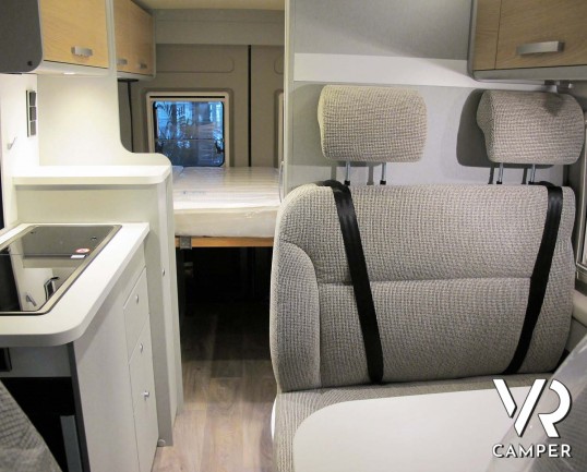 Hymer Free 540 - furgonato con letto matrimoniale e letto sul tetto