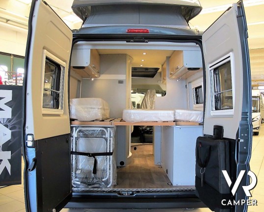 Hymer Free 540 - furgonato con letto matrimoniale e letto sul tetto