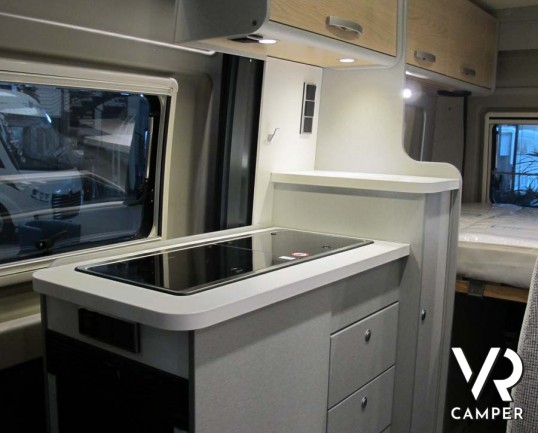 Hymer Free 540 - furgonato con letto matrimoniale e letto sul tetto