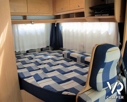 Moncayo Silver 421 - camper semintegrale usato con 6 posti omologati, su meccanica Fiat Ducato 110 cv