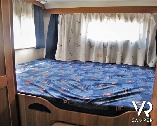 Roller Team Garage - camper usato mansardato con 6 posti letto, letto matrimoniale in coda, bagno con doccia separata, su motore Ford 125 CV