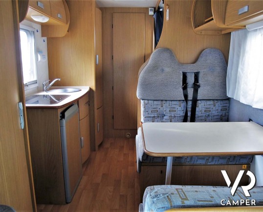 Blu Camp - camper mansardato usato con letti a castello, bagno con doccia separata, portabici, veranda. In vendita da Italia VR a Torino - Druento