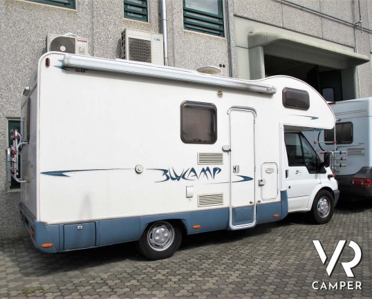 Blu Camp - camper mansardato usato con letti a castello, bagno con doccia separata, portabici, veranda. In vendita da Italia VR a Torino - Druento