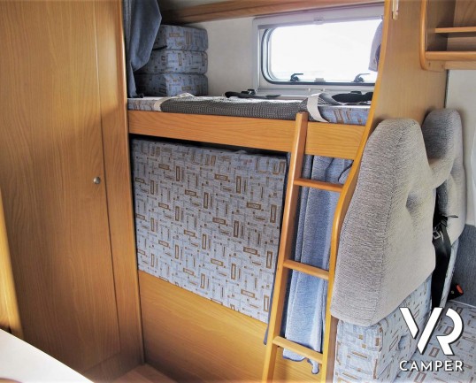 Blu Camp - camper mansardato usato con letti a castello, bagno con doccia separata, portabici, veranda. In vendita da Italia VR a Torino - Druento