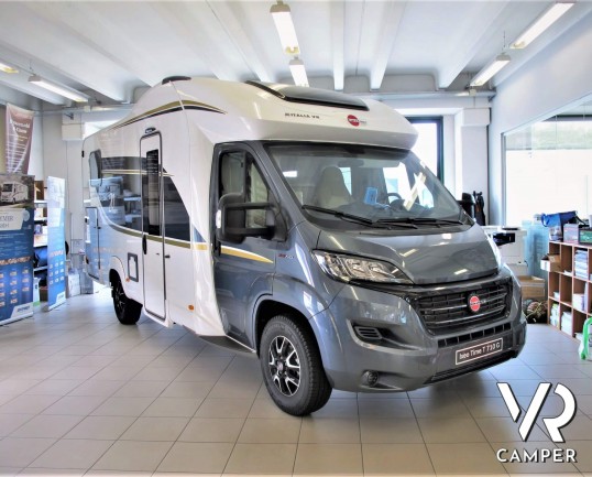 Burstner Twenty-20 - camper semintegrale con letto matrimoniale e doppio garage, su Fiat Ducato 140 cv_italiavr vendita camper torino druento