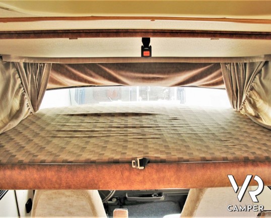 Hymermobil 544 - camper usato dotato di veranda, porta bici e gancio di traino. In visione alla sede Italia VR in via Volta 29, Druento - Torino