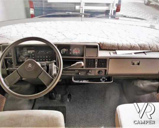 Hymermobil 544 - camper usato dotato di veranda, porta bici e gancio di traino. In visione alla sede Italia VR in via Volta 29, Druento - Torino