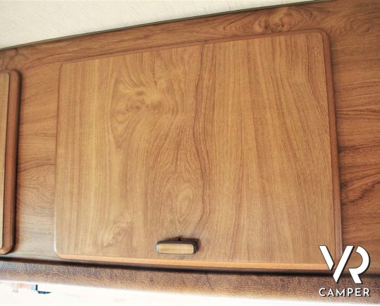 Hymermobil 544 - camper usato dotato di veranda, porta bici e gancio di traino. In visione alla sede Italia VR in via Volta 29, Druento - Torino