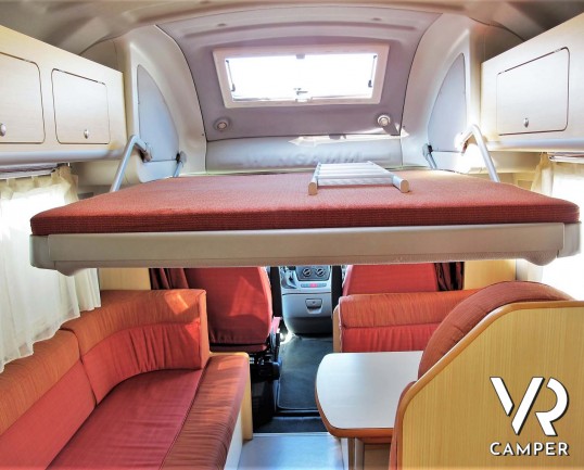 Wingamm Oasi 610 M: camper semintegrale usato dotato di veranda, portabici, antenna satellitare. Su motore Fiat Ducato 160 CV. In vendita da Italia VR