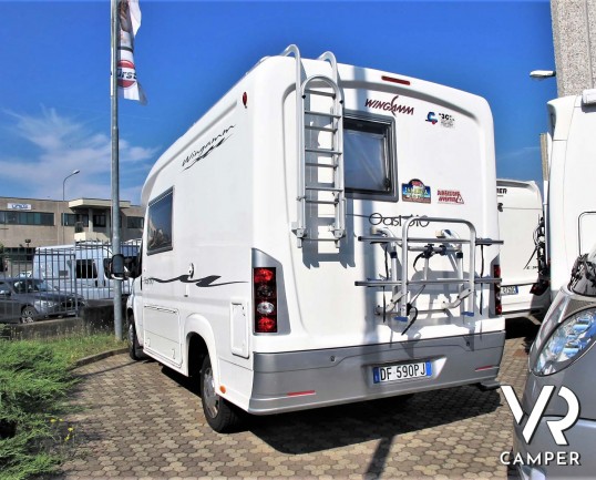 Wingamm Oasi 610 M: camper semintegrale usato dotato di veranda, portabici, antenna satellitare. Su motore Fiat Ducato 160 CV. In vendita da Italia VR