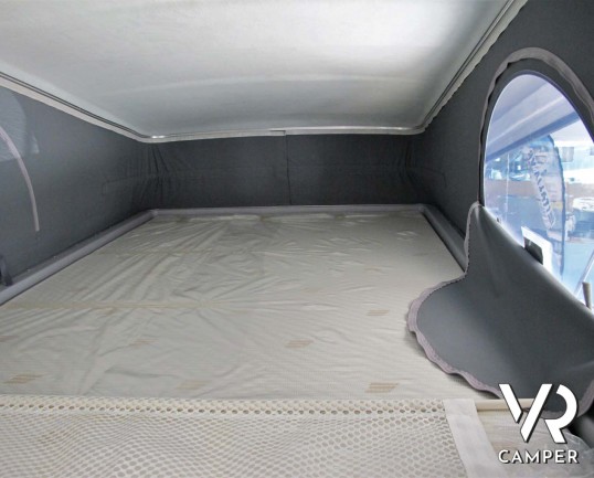 Hymer Van Ayers Rock - furgone compatto con letto sul tetto, 4 posti letto, colore grigio ferro, su Fiat Ducato 140 cv. In vendita da Italia VR a Tori