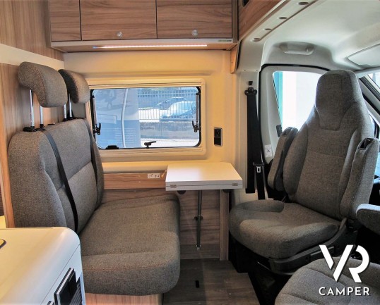 Hymer Van Ayers Rock - furgone compatto con letto sul tetto, 4 posti letto, colore grigio ferro, su Fiat Ducato 140 cv. In vendita da Italia VR a Tori