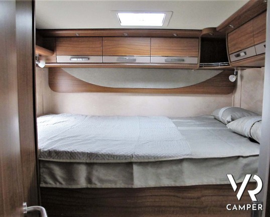 Hymer B 594 PL - camper usato motorhome 4 posti, su Fiat Ducato 150 CV. In esposizione alla sede Italia VR in via Volta 29, Druento - Torino