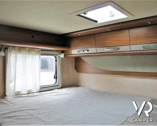 Hymer B 594 PL - camper usato motorhome 4 posti, su Fiat Ducato 150 CV. In esposizione alla sede Italia VR in via Volta 29, Druento - Torino