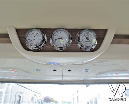 Carthago Chic e-line I 51 QB: camper nuovo motorhome modello 2021, 4 posti letto. Su Fiat Ducato 178 CV con cambio automatico, telaio ribassato AL-KO.