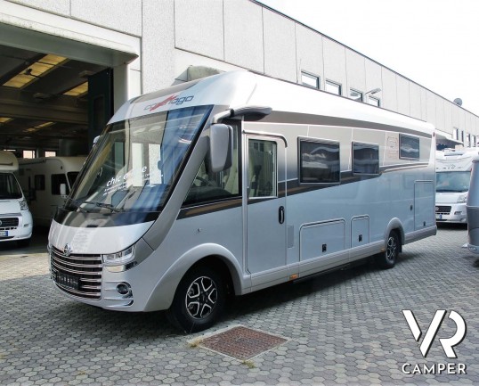 Carthago Chic e-line I 51 QB: camper nuovo motorhome modello 2021, 4 posti letto. Su Fiat Ducato 178 CV con cambio automatico, telaio ribassato AL-KO.