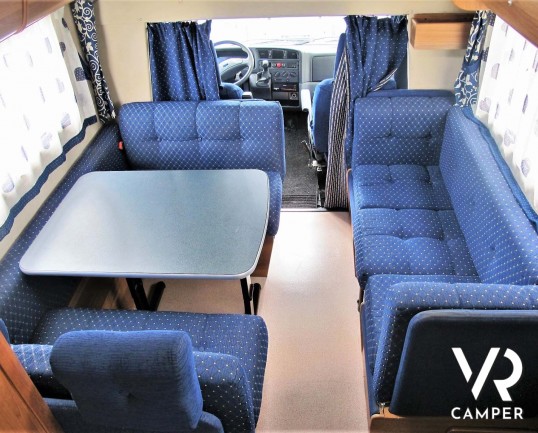 Arca America 407 - camper mansardato usato con 7 posti letto, dotato di veranda, portabici, portatutto, antenna tv, climatizzatore. Su Fiat Ducato 127
