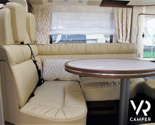 Carthago Chic e-line I 51 QB: camper nuovo motorhome modello 2021, 4 posti letto. Su Fiat Ducato 178 CV con cambio automatico, telaio ribassato AL-KO.