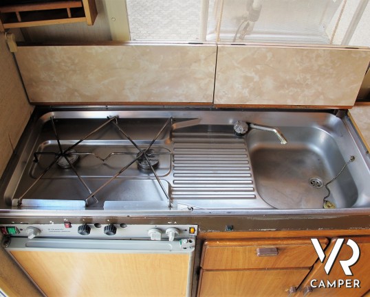 Hymermobil 544 - Motorhome 5 posti, letto basculante, su Fiat Ducato 93 cv - In vendita da Italia VR a Torino - Druento