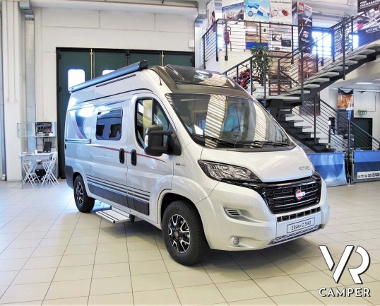 Burstner Eliseo C 540 camper furgonato nuovo con letto sul tetto, accessoriato con pacchetto Eliseo + Eliseo Select. Su Fiat Ducato 140 CV. In visione