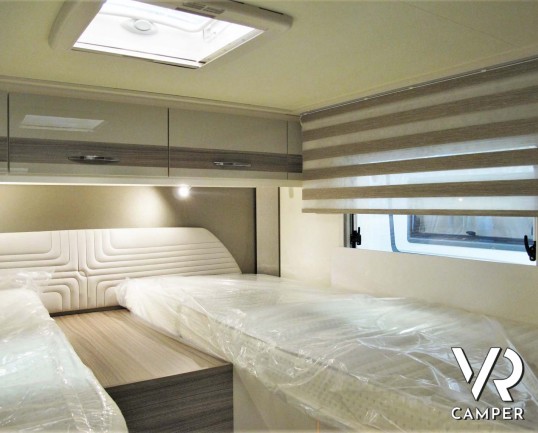 Burstner Travel Van 620 G - camper nuovo semintegrale con letti gemelli, accessoriato con Pacchetto Premium. Su Fiat Ducato 160 CV. In visione da Ital