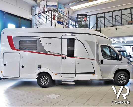 Burstner Lyseo TD 644 G Privilège: camper semintegrale nuovo con zona living posteriore trasformabile in zona notte e garage. In esposizione da Italia