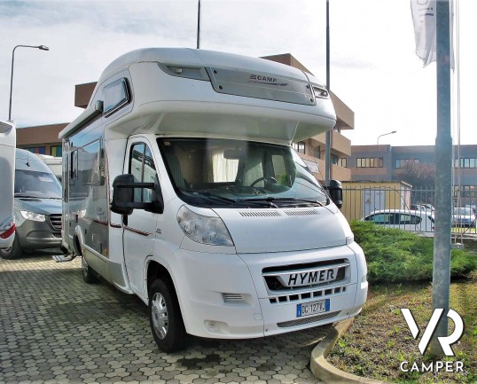 Hymer Camp 544 SL - camper usato, camper mansardato, camper 5 posti letto, dotato di veranda, oscuranti, antenna tv. Su Fiat Ducato 130 CV. In vendita