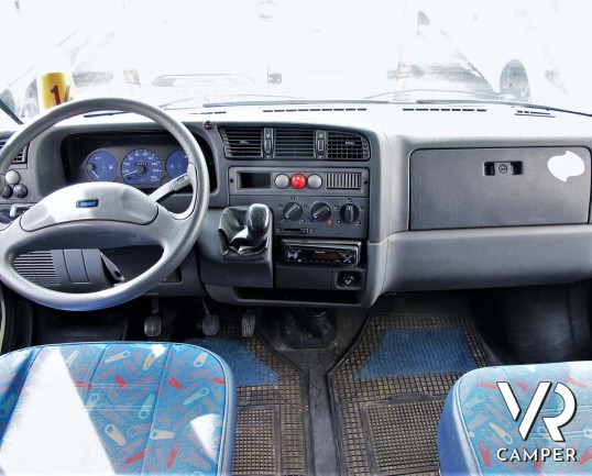 CI Pegaso - camper usato mansardato con letto matrimoniale trasversale e garage. In vendita da Italia VR a Druento - Torino