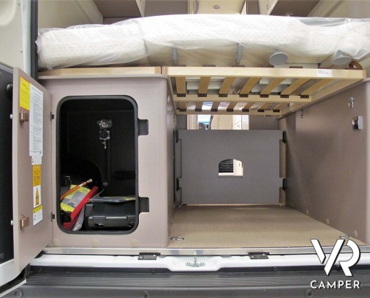 Burstner Eliseo C 600 - camper furgonato nuovo con letto sul tetto, accessoriato con pacchetto Eliseo + Eliseo Select. Telaio 3500 kg. Su Fiat Ducato