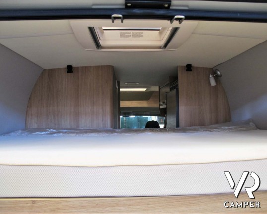 Knaus Boxstar 600 Family - camper usato furgonato 4 posti letto, con letti a castello matrimoniali posteriori, retrocamera, navigatore. Su Fiat Ducato