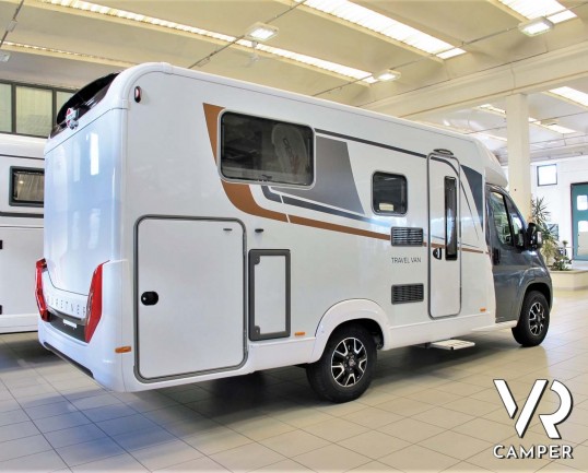 Burstner Travel Van 620 G - camper nuovo semintegrale con letti gemelli, accessoriato con Pacchetto Premium. Su Fiat Ducato 160 CV. In visione da Ital