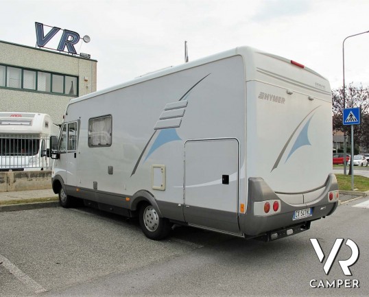 Hymer B 614 SL - camper usato motorhome con telaio Maxi, su motore Fiat Ducato 146 CV. In vendita da Italia VR - Vendita camper Torino - Vendita campe