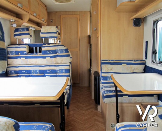 McLouis Glen 560 - camper mansardato, camper usato, camper 7 posti letto, doppia dinette, letti a castello, Fiat Ducato 145 CV, camper torino, camper