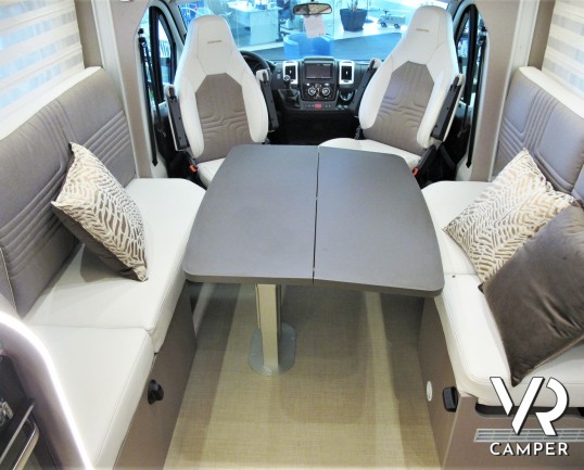 Burstner Lyseo TD 680 G Privilège: camper semintegrale nuovo 4 posti, con letto basculante e ampio bagno posteriore. In esposizione da Italia VR a Tor